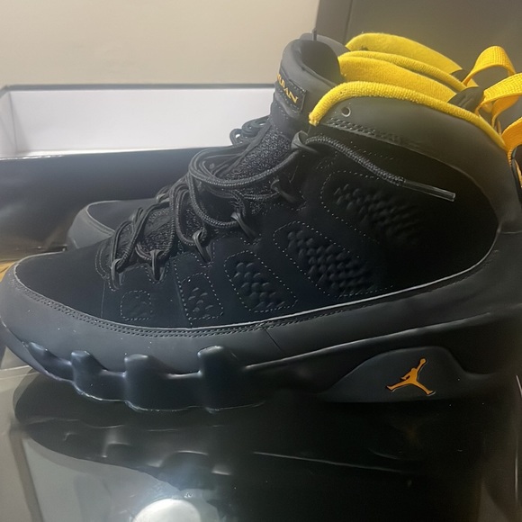 Jordan Other - Air Jordan 9 Retro 'Dark Charcoal
University Gold'